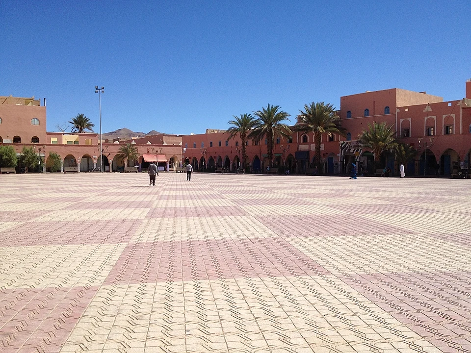 Place de Tata